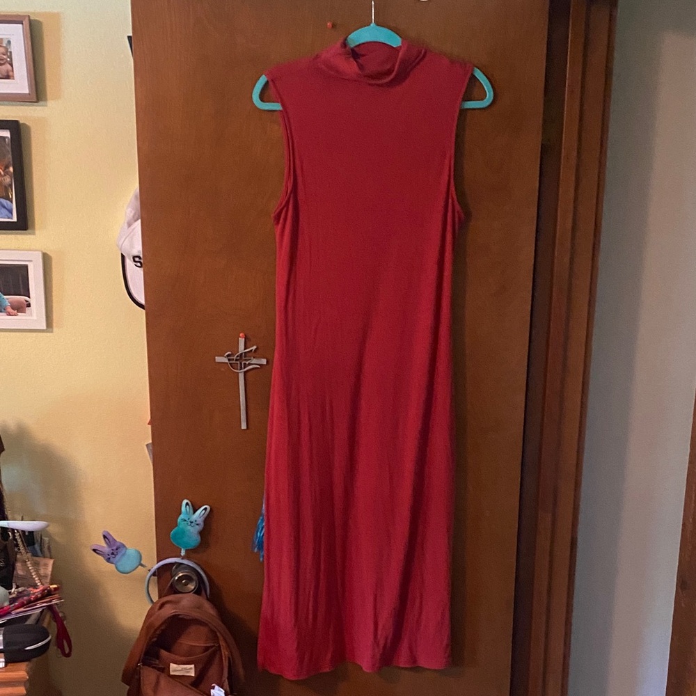 Sleeveless burnt orange Mock-Neck midi/Maxi Dress